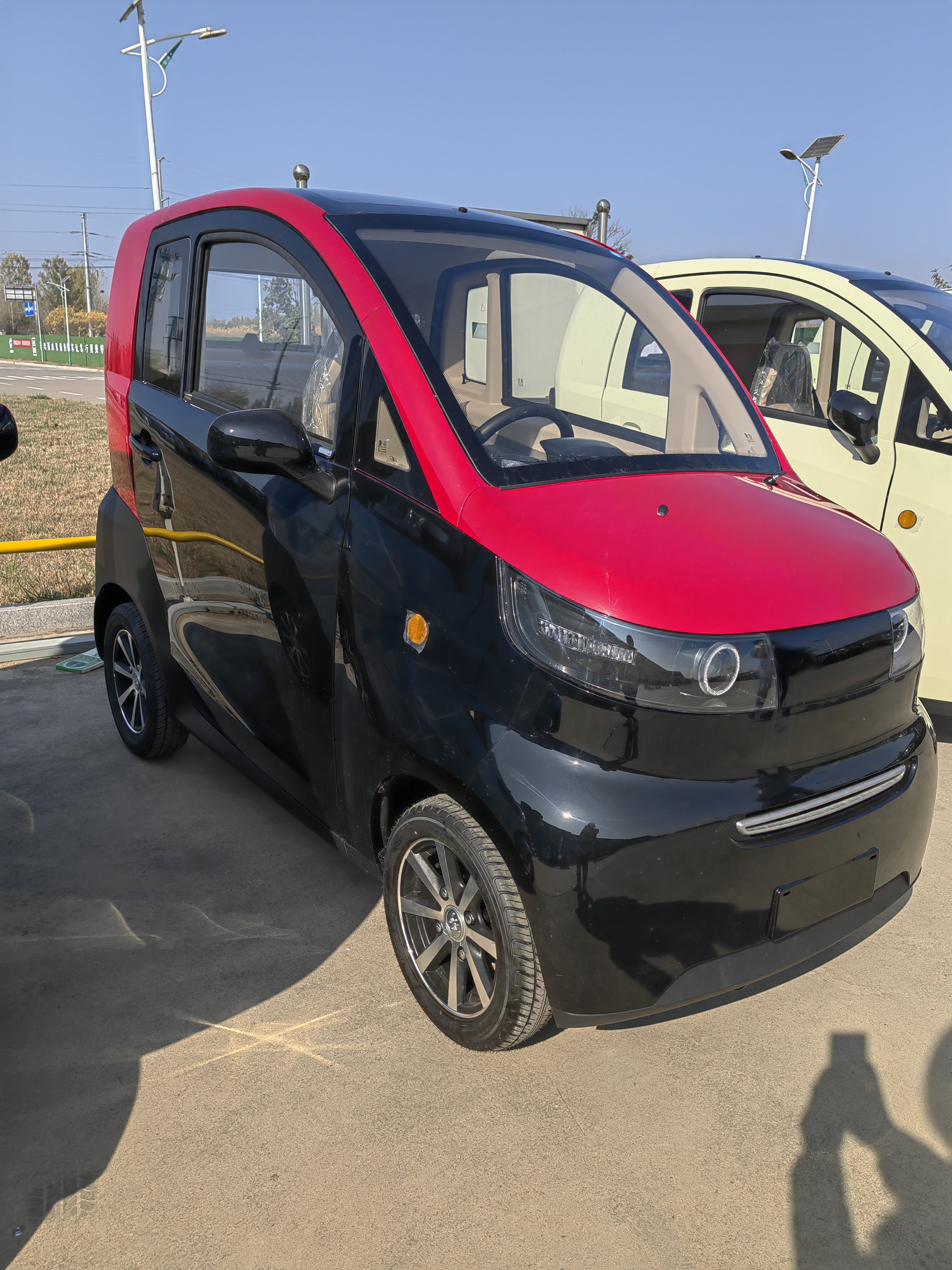 Passenger popular enclosed adult eec coc 4 wheel electric cabin scooter car 