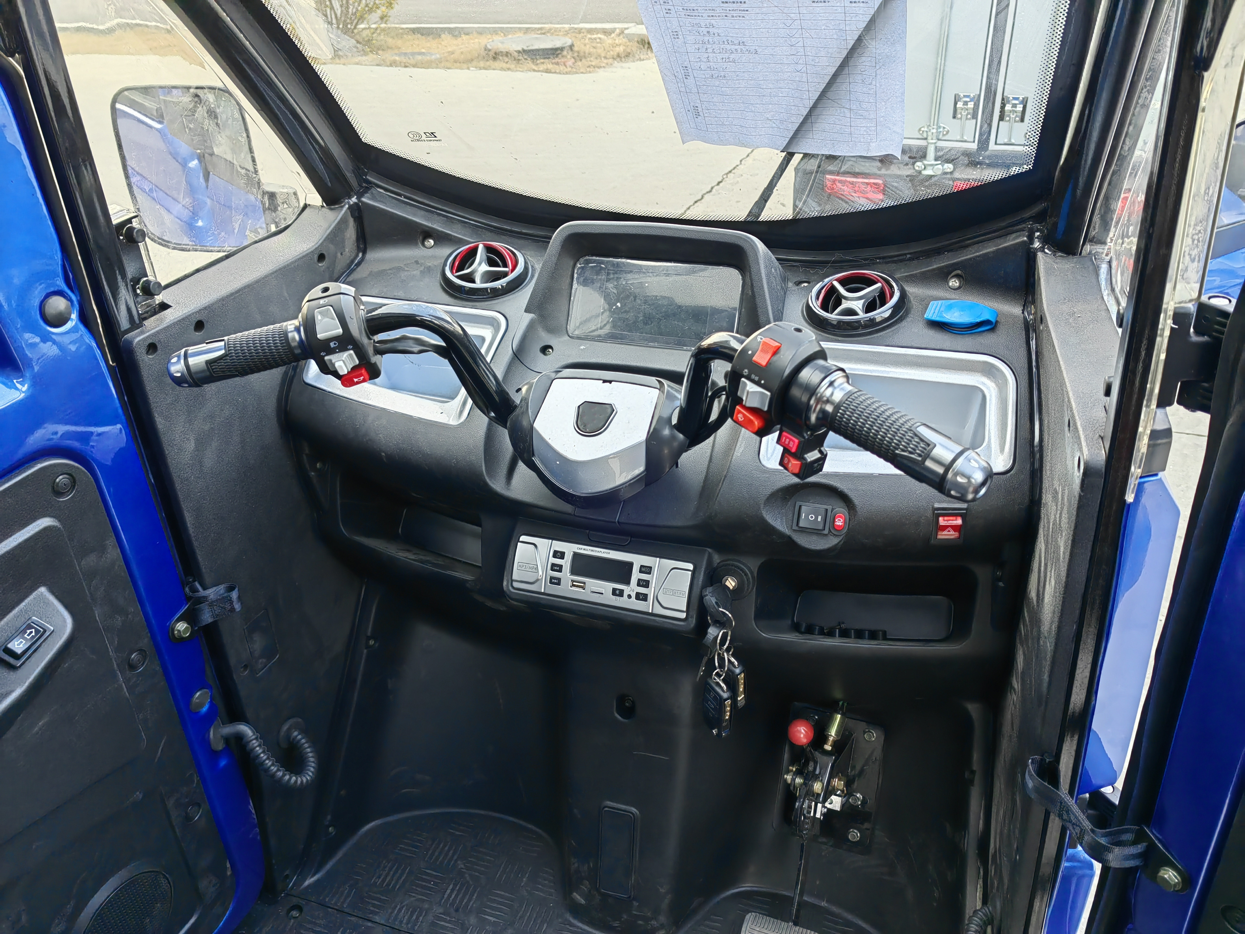 High quality enclosed cargo car 3 wheel electric trike for adult