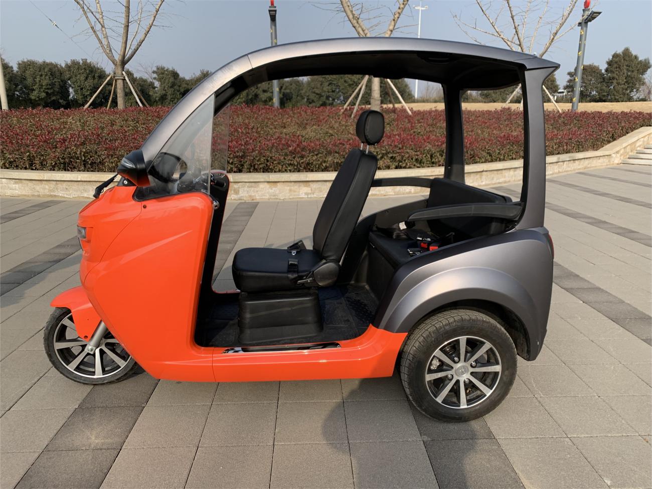 Leisure time eec coc new open body electric tricycle 3 wheel cabin scooter 