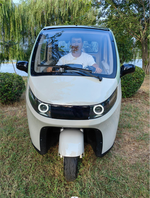 Hot sale passenger 2200w 3 wheel electric trike for adult 