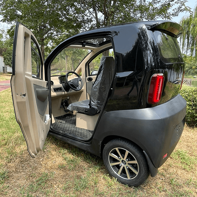 New designed 4 wheel electric cabin scooter car for adult