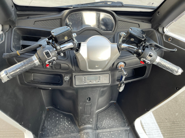 New open body cabin scooter 3 wheel electric tricycle 